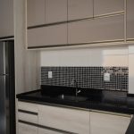 Adeus aos eletrodomésticos espalhados pela bancada: a nova tendência que deixa a cozinha mais prática e espaçosa