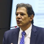 Medidas de corte de gastos serão inseridas em novo projeto, diz Haddad