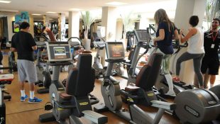 6 estratégias realísticas para eliminar a gordura visceral, segundo especialistas