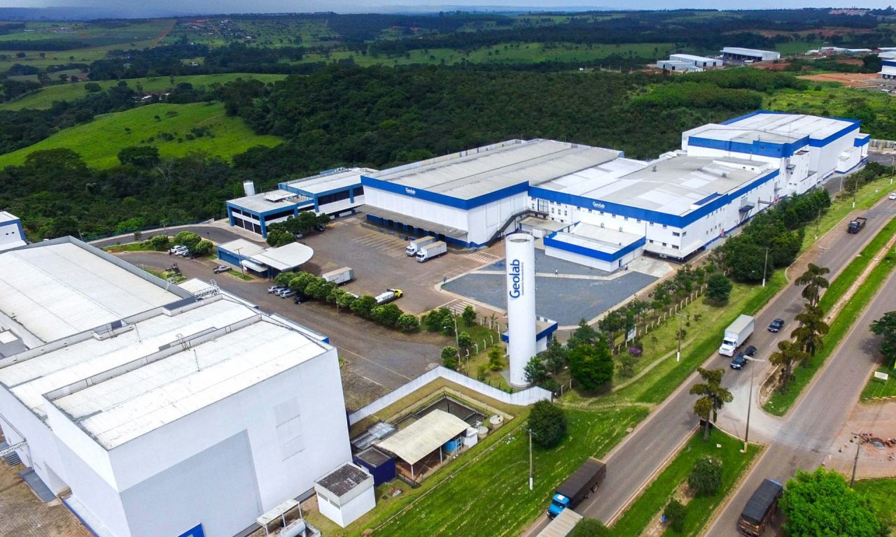 Indústria Farmacêutica Geolab, em Anápolis.