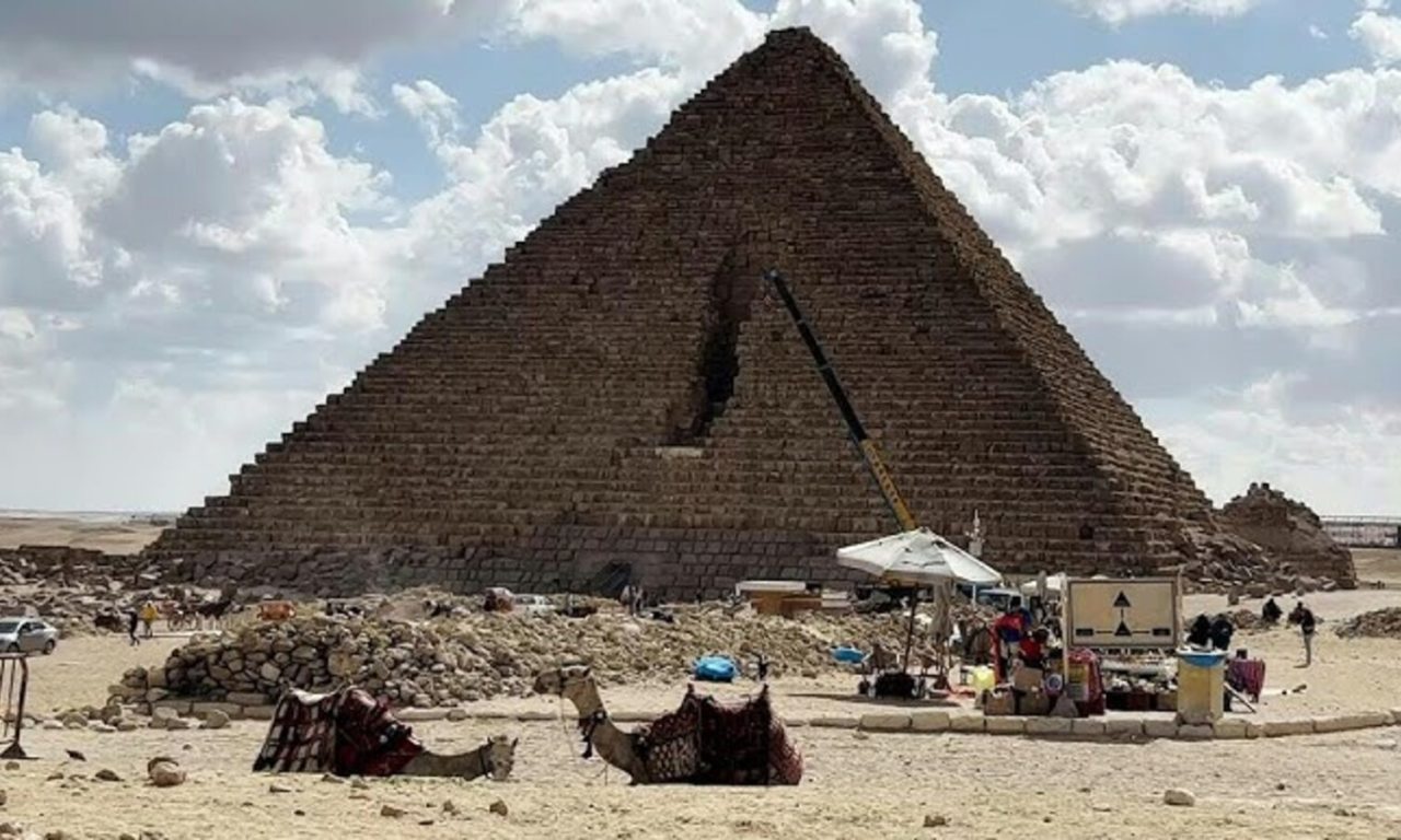 Pirâmides do Egito no chão? Nova descoberta muda tudo o que se sabia sobre sua construção