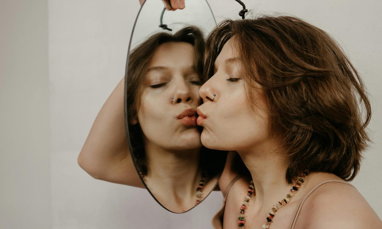10 hábitos típicos de pessoas com baixa inteligência emocional, segundo a Psicologia