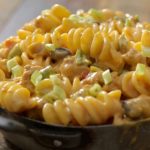 Não é branco, nem vermelho: o molho mais gostoso para colocar no macarrão
