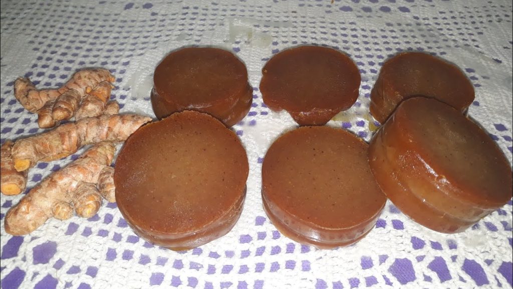 Sabonete natural é segredo para depilação sem produtos fortes, laser ou lâmina