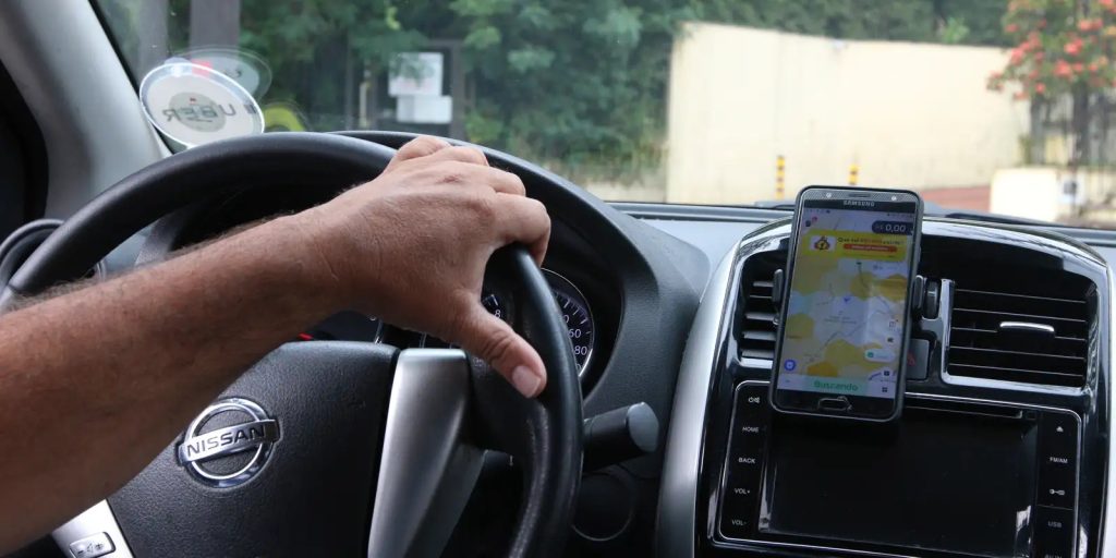 10 palavras que os motoristas de aplicativo não gostam de ouvir dos passageiros em uma corrida