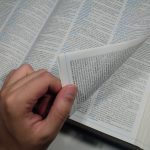 A palavra no plural que até professores confundem e que muita gente usa do jeito errado há anos