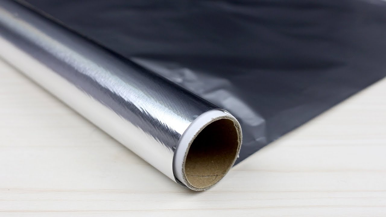 4 utilidades que uma bola de papel alumínio possui e muitos não sabem