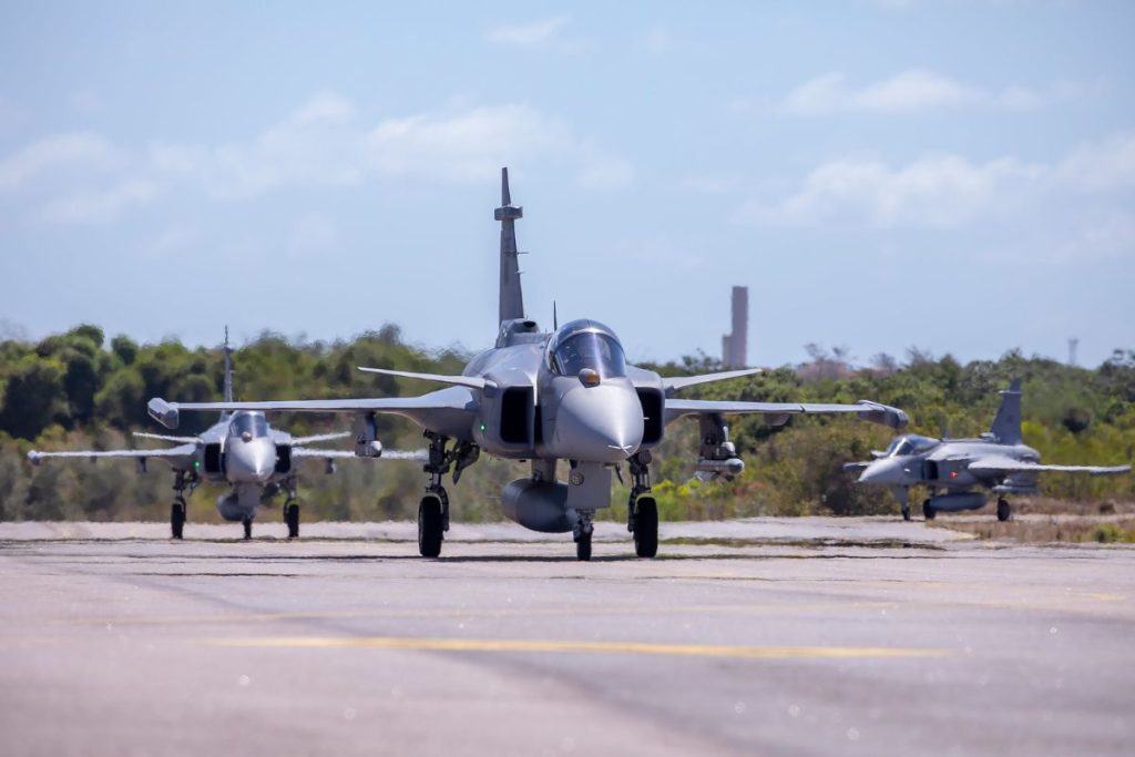 Projetada para ser o principal centro de defesa aérea do Brasil, Base de Anápolis tem sala secreta onde qualquer gravação é proibida
