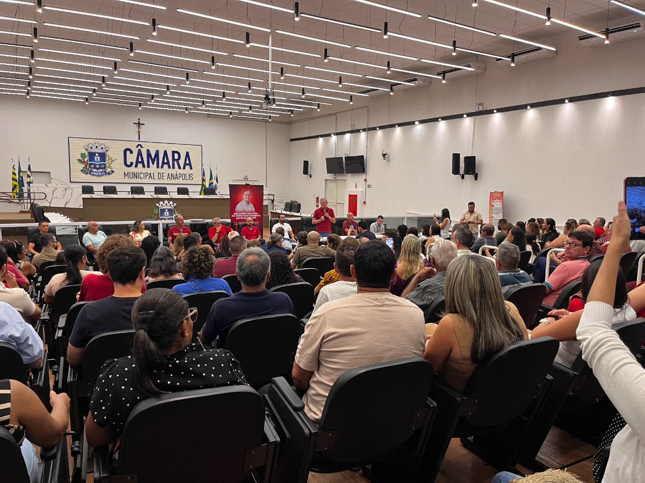 Deputado presente fortalecendo Anápolis e região