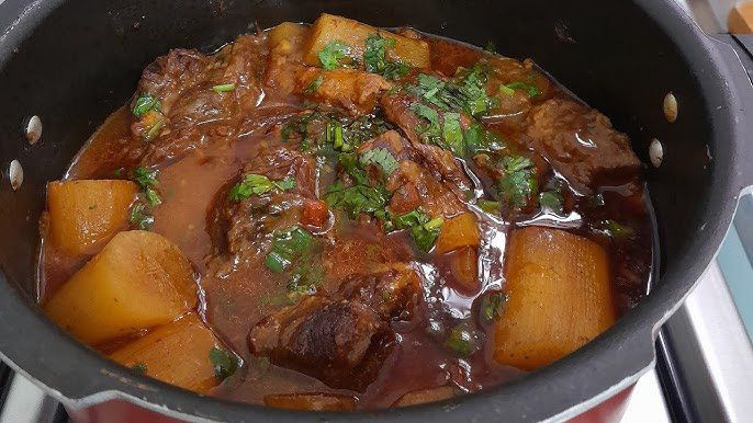 Conheça a carne boa e barata que mais compensa pedir no açougue para passar o mês