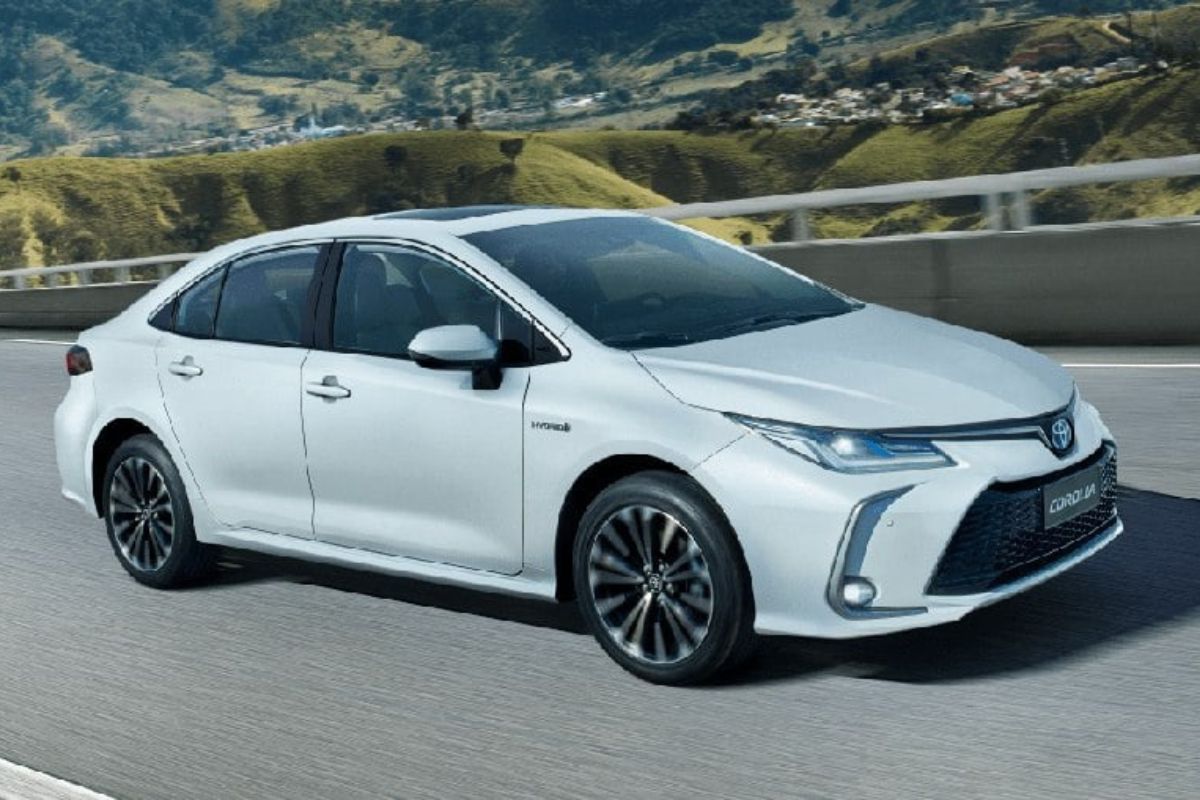 Carro mais econômico do Brasil é da Toyota, faz 18 km/L e surpreende ao deixar Onix, Cronos e HB20 para trás