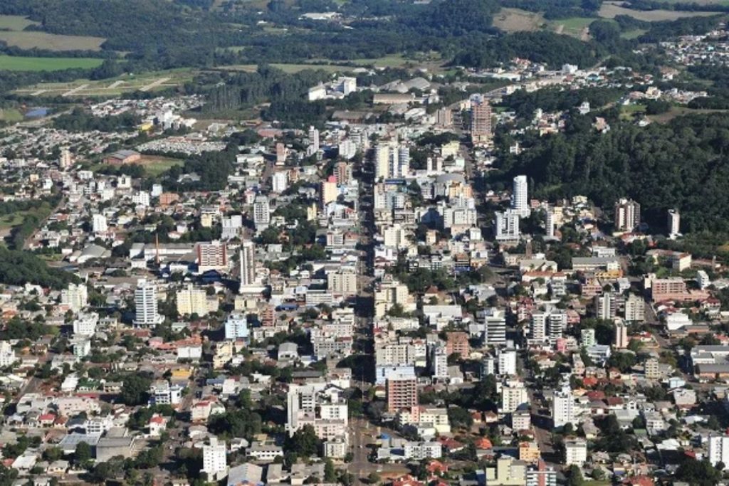 A cidade brasileira que mais parece o Japão pela limpeza e disciplina dos moradores