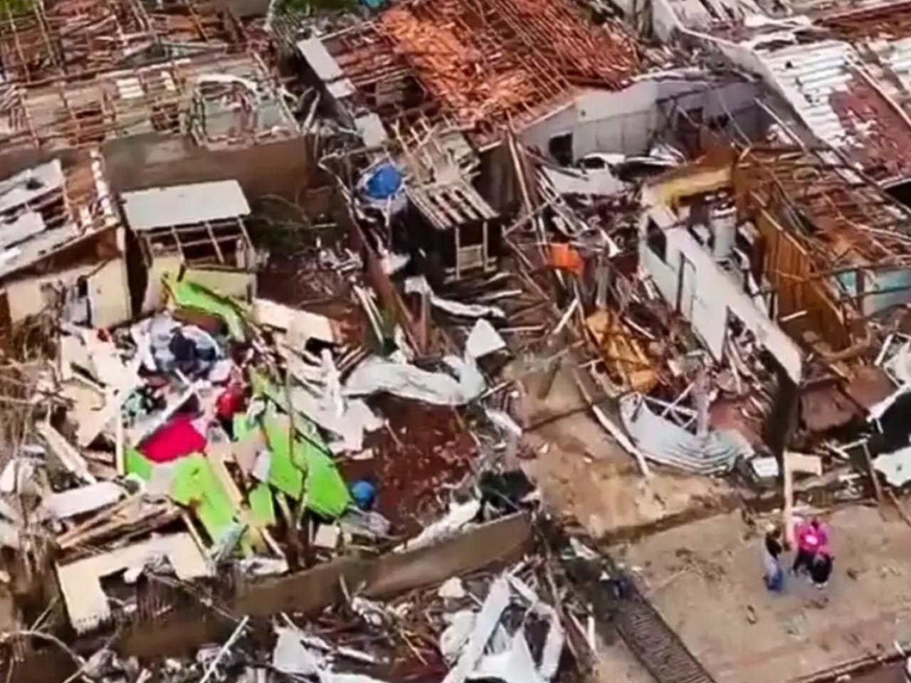 Tornado deixou rastro de destruição no Paraná. (Foto: Reprodução)