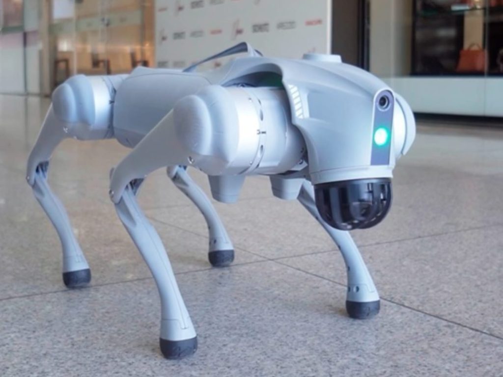 Cão robô já realiza patrulhas e monitoramento no Deck jundiaí. (Foto: @filipeephoto)