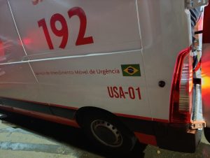 Jovem é brutalmente atacado dentro de casa por grupo encapuzado em Anápolis