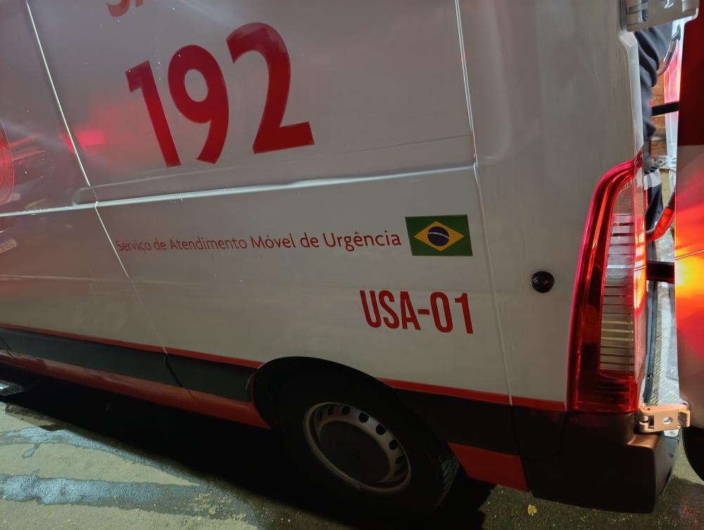 Jovem é brutalmente atacado dentro de casa por grupo encapuzado em Anápolis