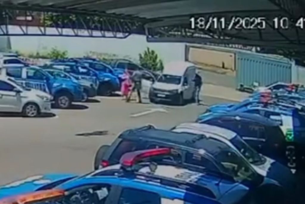 Policiais de Anápolis salvam recém-nascida que estava desacordada e sem respirar nos braços da avó