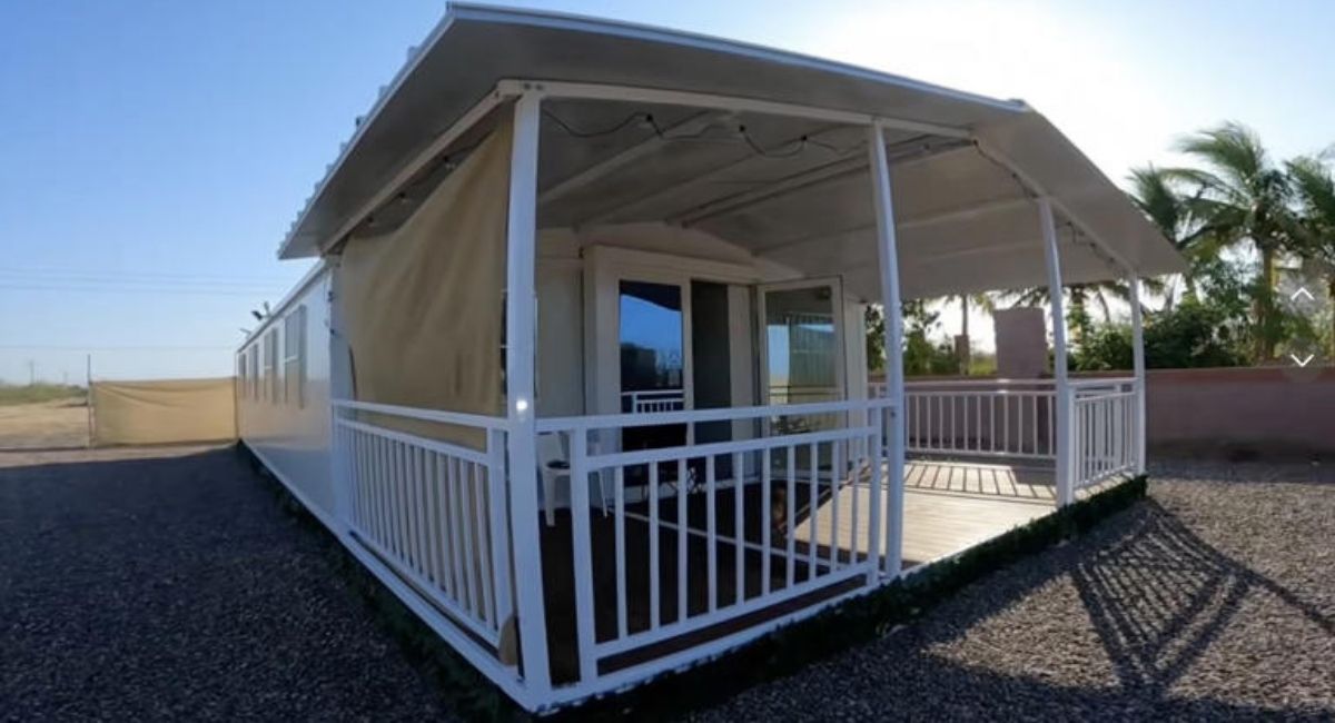 Influenciadora ensina passo a passo de casa pré-fabricada do AliExpress