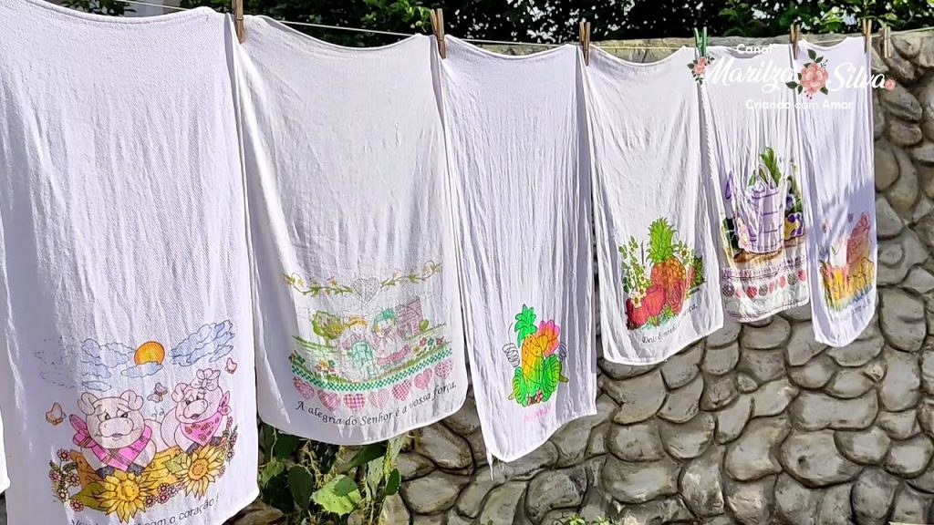 pano de prato branquinho após lavagem correta