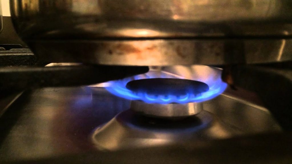 Ajustar a chama do fogão