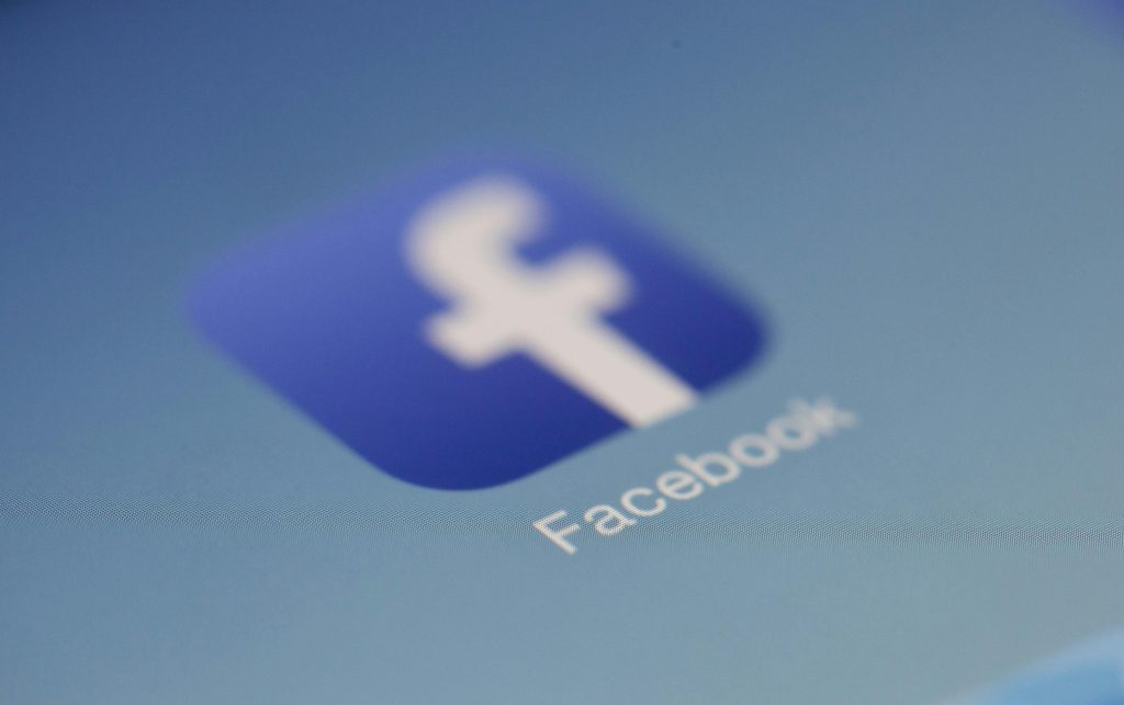 Multa sobre o facebook foi confirmada pela Justiça. (Foto: Pixabay)
