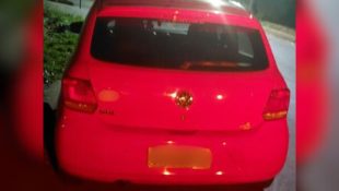 Motorista bêbado quase atropela policiais durante atendimento de acidente fatal em Anápolis