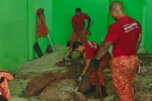 Corpo foi enterrado sob a loja recém-alugada. (Foto: Reprodução)