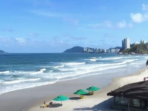 Praia brasileira terá cobrança de até R$ 145,80 para turistas em 2026; veja regras