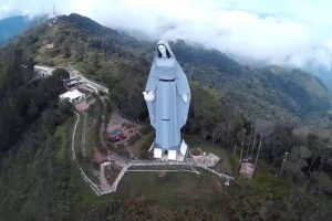 Não é o Cristo Redentor, no Brasil: este é o país com o maior monumento da América Latina