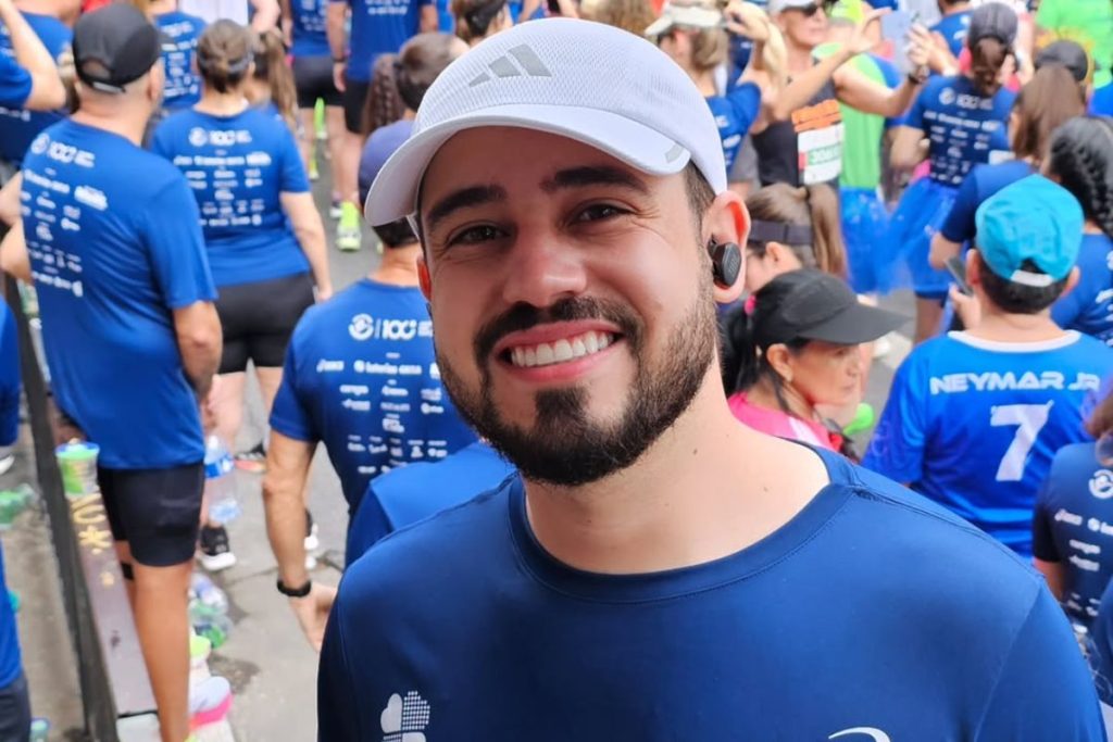 Padre de Anápolis participa da São Silvestre e mostra que esporte combina com a fé