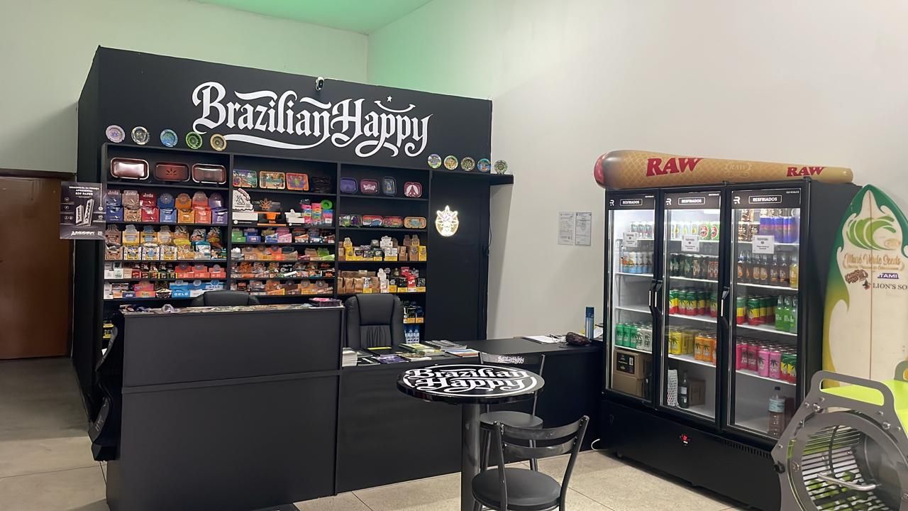Loja de cannabis medicinal desafia conservadorismo e aposta em novo mercado em Anápolis
