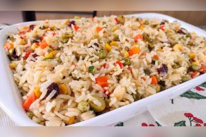 Arroz à grega: como preparar o acompanhamento tradicional da ceia de Natal