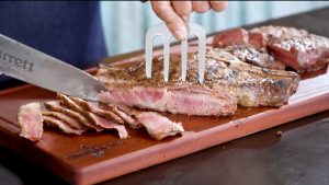 Carne para churrasco suculenta e barata