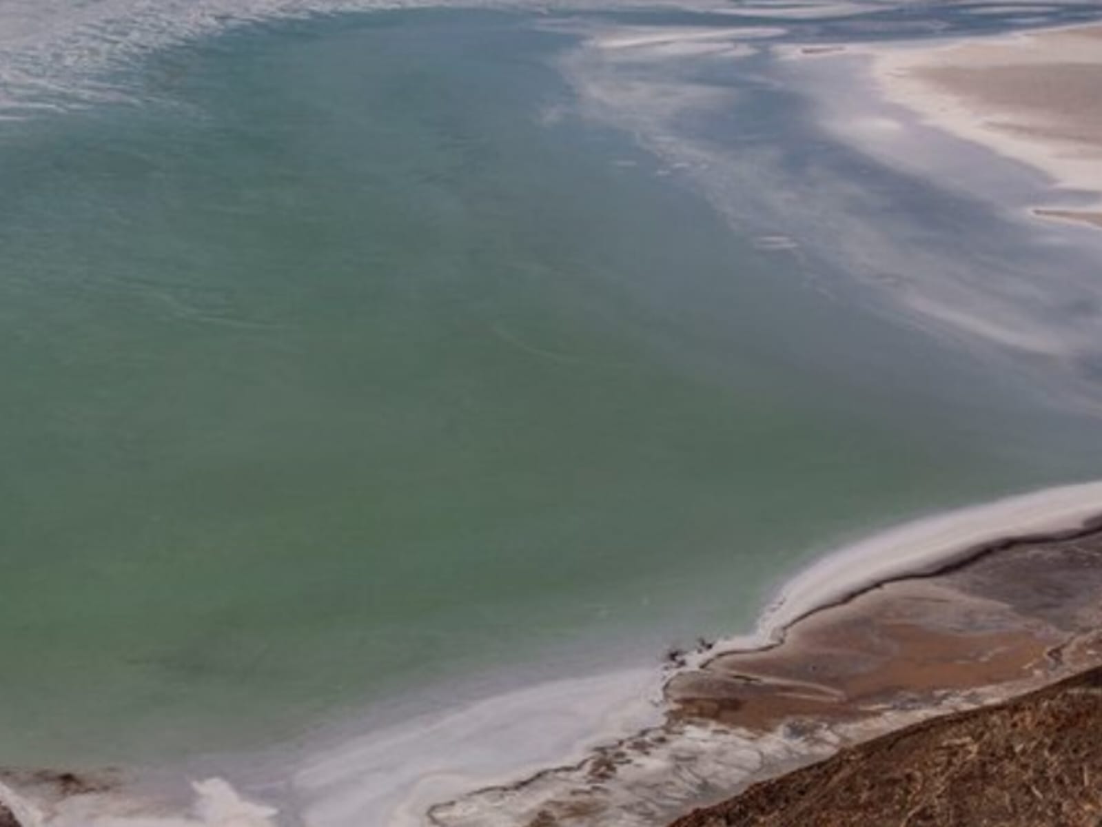 Lago “fantasma” reaparece após 100 mil anos em região extrema da Terra