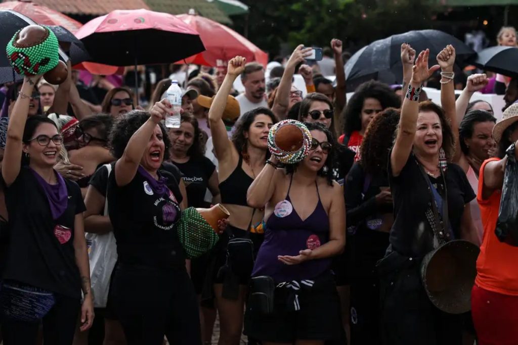 Em Brasília, mulheres denunciam feminicídios e a omissão do Estado