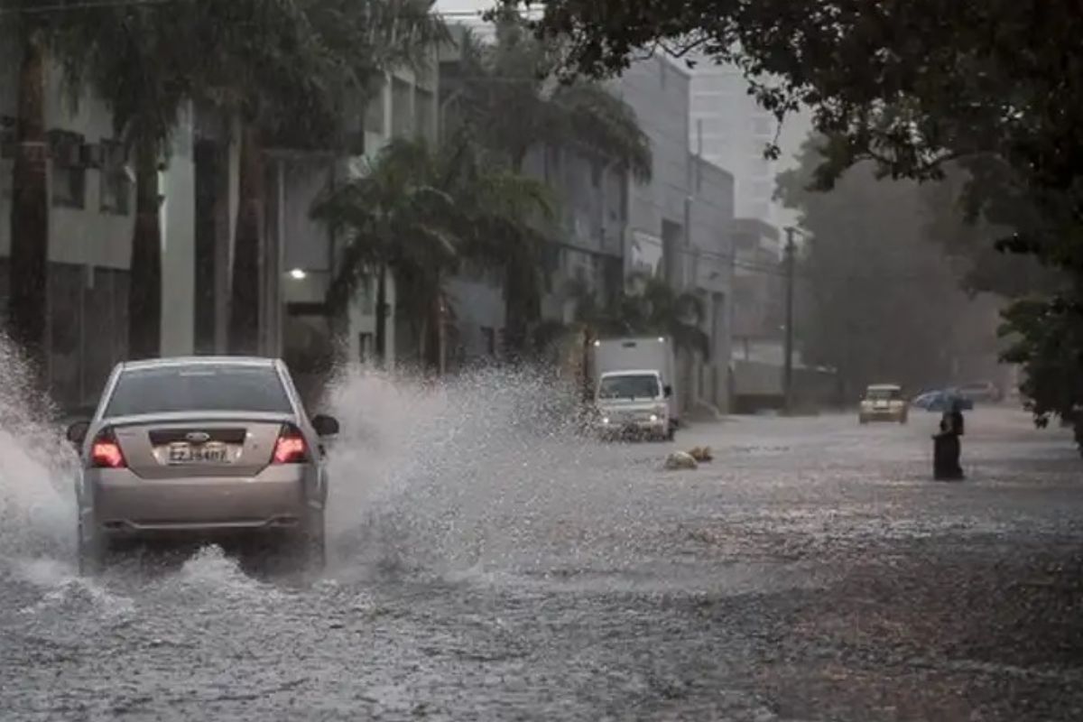 Meteorologia faz alerta para tempestades de até 55 mm em Goiás; veja previsão do tempo