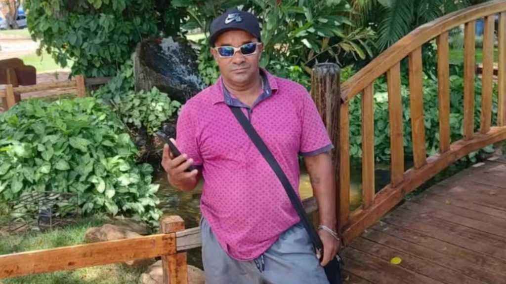 Vendedor desaparece ao se separar dos amigos. Edmar Bernardes Oliveira foi visto pela última vez no dia 30 de novembro.