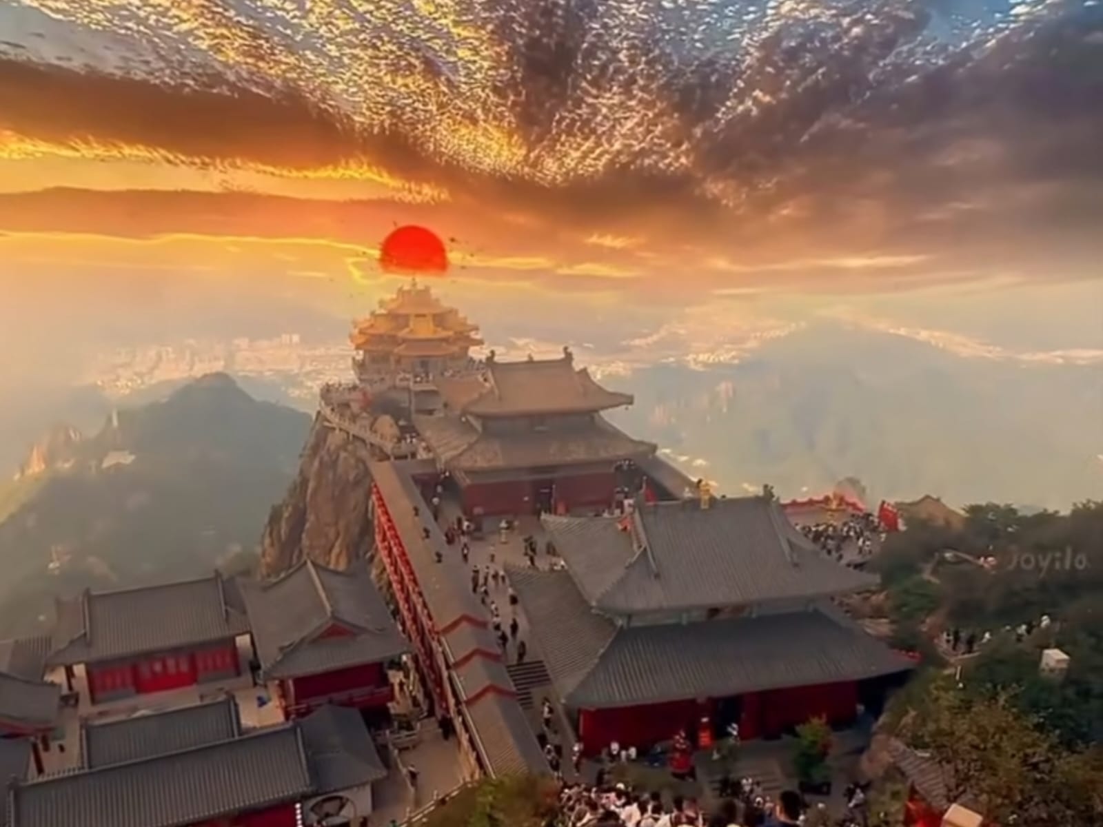 A montanha onde o céu encontra o sagrado, deixando visível uma vista inacreditável