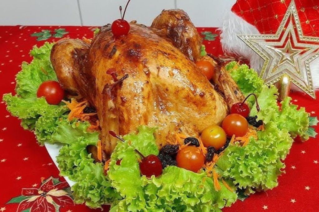 Peru de Natal: como temperar e assar sem ressecar o prato que não pode faltar na ceia