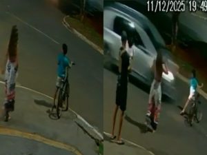 Câmeras mostram criança sendo atropelado em Goiânia. (Foto: Reprodução)