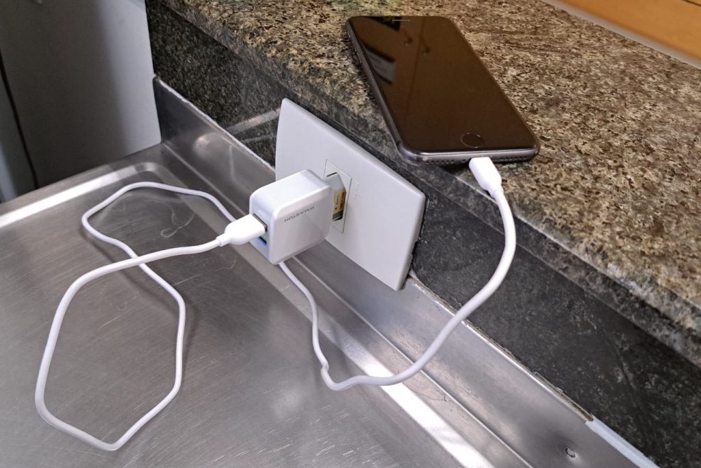 É isso que você deve fazer para evitar danos a bateria do seu celular