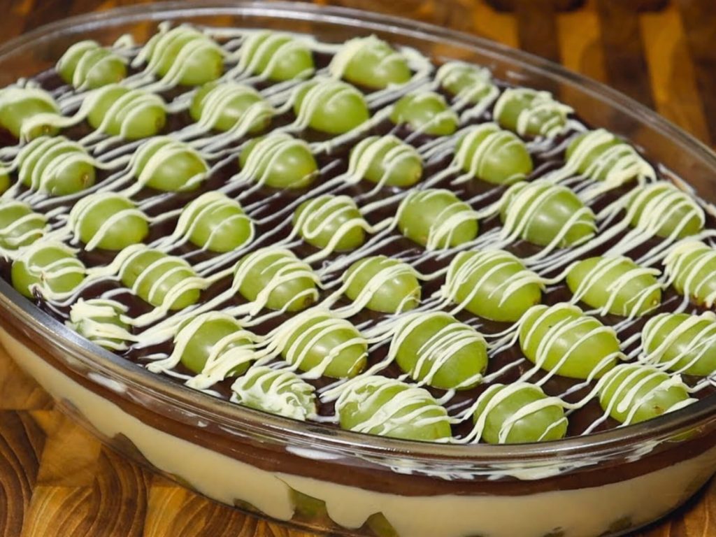 Bombom de uva na travessa: receita fácil e perfeita para qualquer ocasião