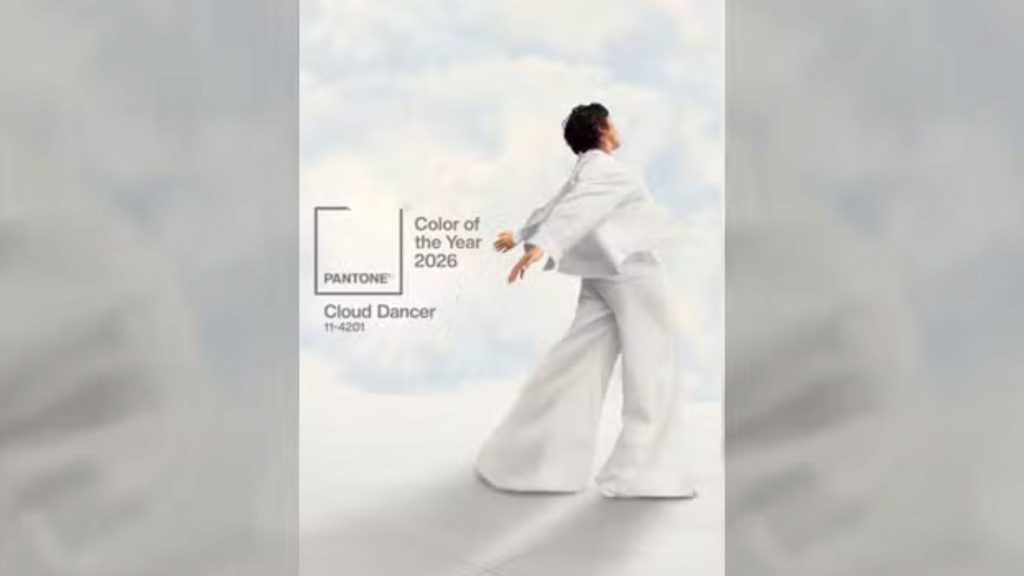 Pantone elegeu Cloud Dancer como a cor de 2026.