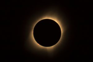 Eclipse mais longo do século vai transformar dia em noite; veja quando