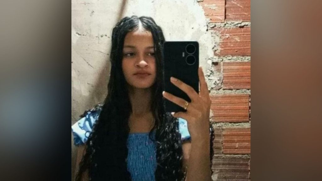 Adolescente Gisele Moura de Oliveira morreu aos 17 anos.