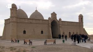 Com cordilheiras gigantes e um deserto que parece Marte, país maior que quase toda a Europa surpreende brasileiros