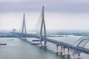 A maior ponte do planeta está sendo construída: estrutura terá mais de 300 metros de altura