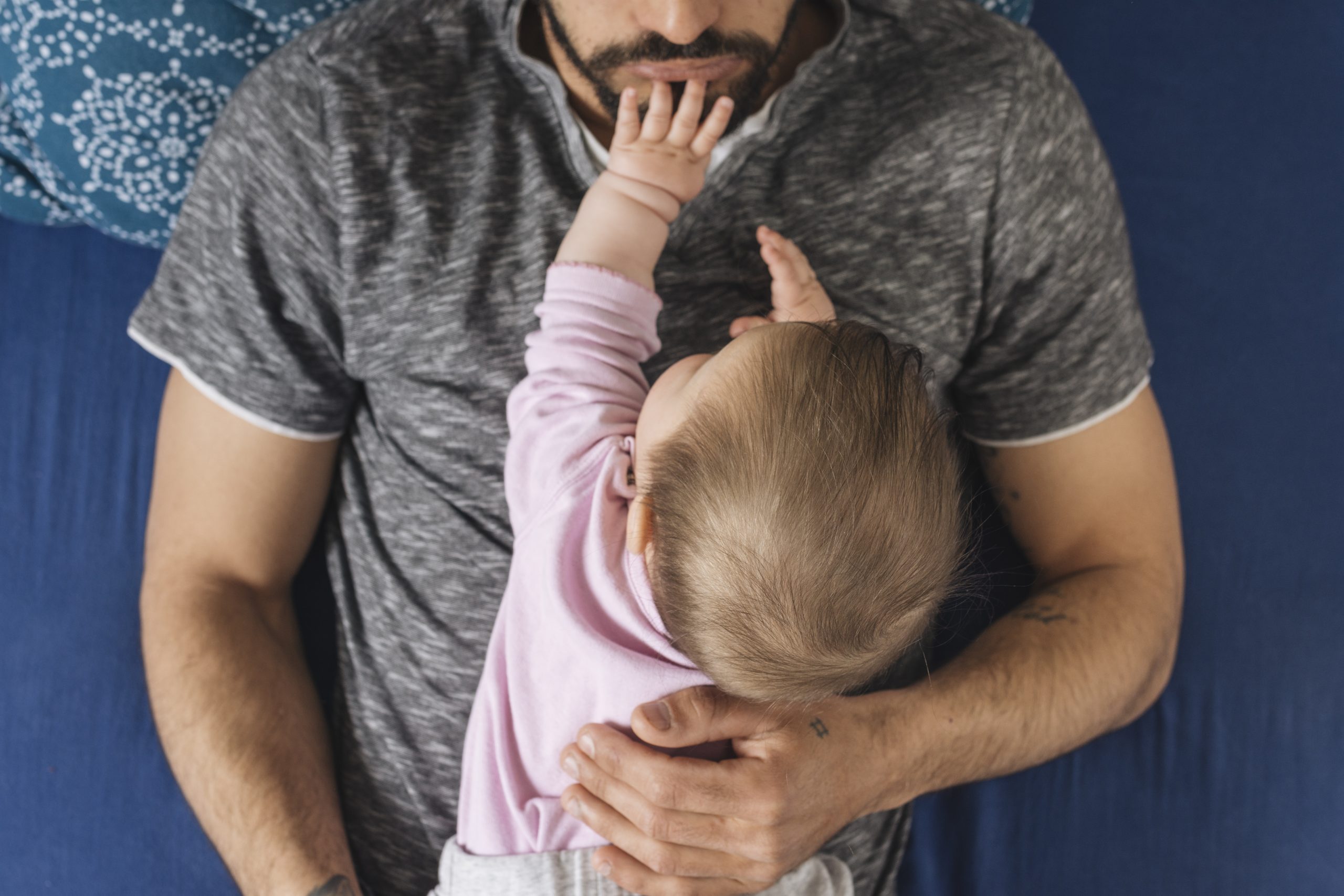 STJ decide que DNA não é tudo e pai continua no registro mesmo com exame negativo quando houver vínculo afetivo