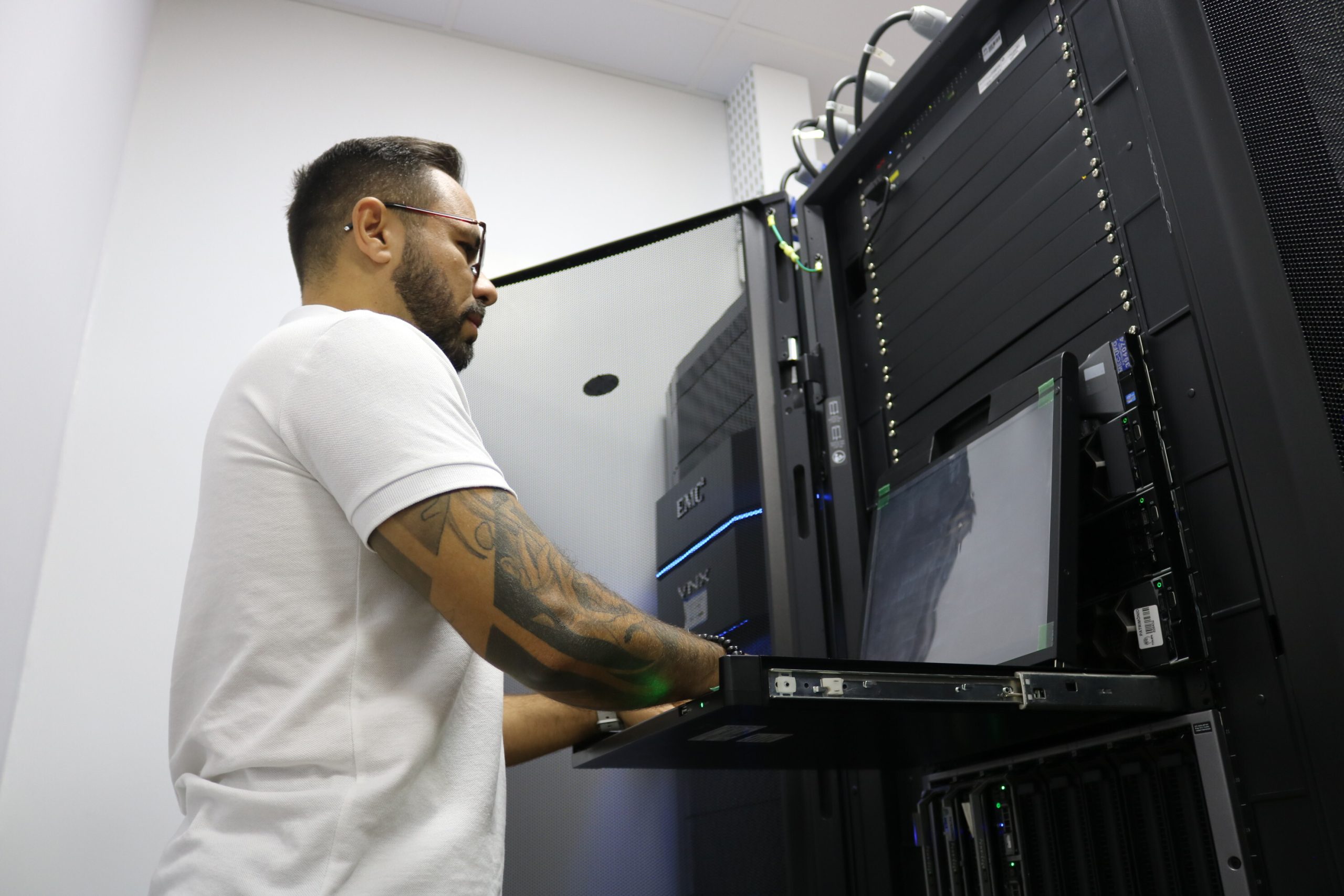 Laboratório de Computação Avançada do Brasil Central é aberto a todos os pesquisadores de Goiás.