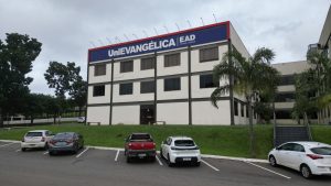 UniEVANGÉLICA também amplia sua atuação no ensino a distância com uma oferta diversificada de cursos 100% EAD. (Foto: Divulgação)